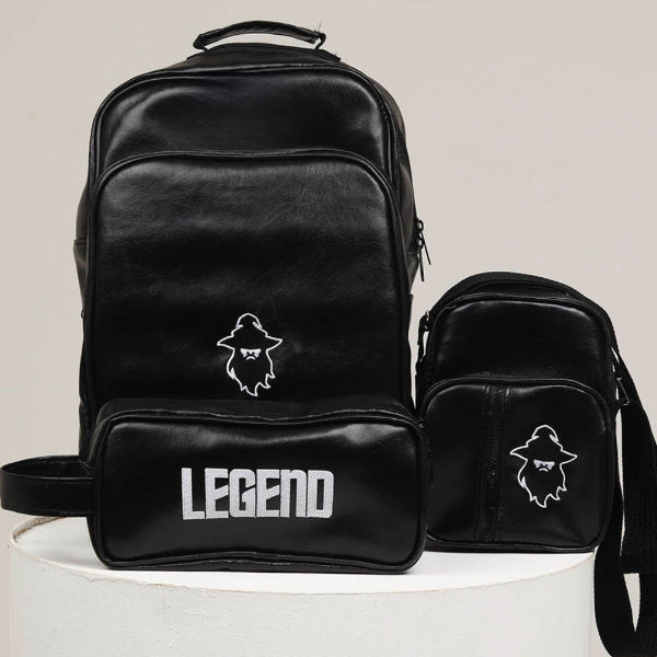 kit legend personalizado, kit com mochila necessaire e shoulder bag, kit de viagem masculino, kit de acessórios femininos, kit exclusivo com nome, fotografia de kit preta
