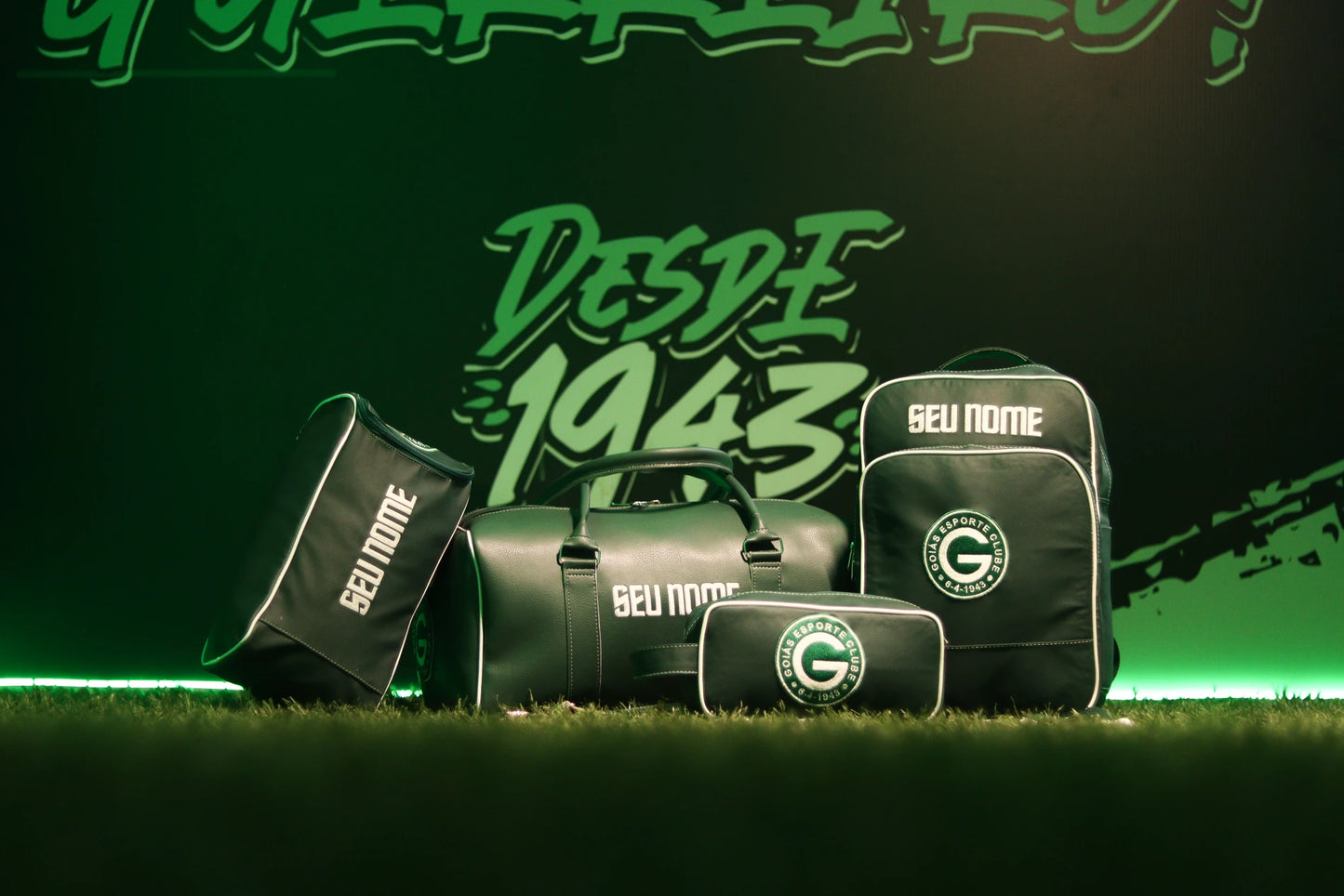 Kit Oficial Goiás E.C. Personalizado | Mochila, Mala, Porta Chuteira e Necessaire – Seu Nome em Destaque