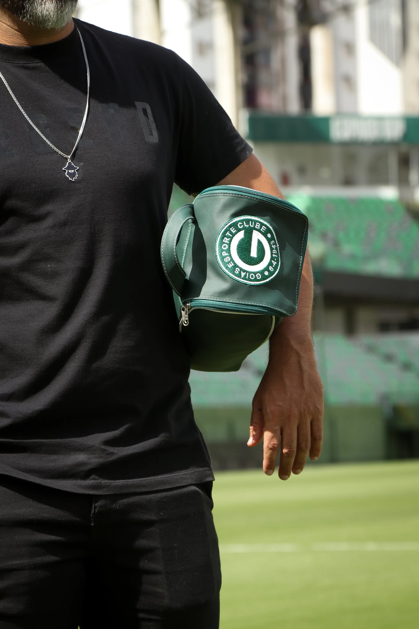 Porta Chuteira Oficial Goiás Personalizado | Proteção, Praticidade e Seu Nome – LEGEND